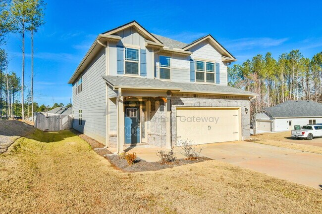 247 Magnolia Villas Dr in Cornelia, GA - Building Photo - Building Photo