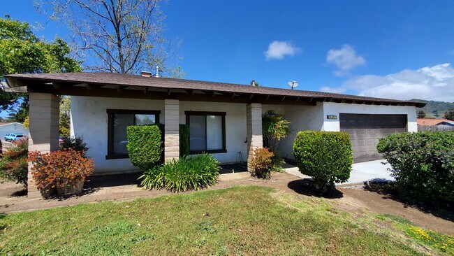1350 Cavalier Ln in San Luis Obispo, CA - Building Photo - Building Photo
