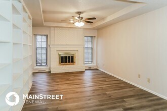 3710 NE Chapel Dr in Lee's Summit, MO - Building Photo - Building Photo