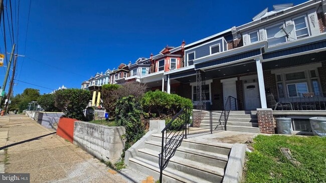 property at 1207 W Wyoming Ave