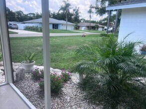 575 Randolph Rd in Venice, FL - Building Photo - Building Photo