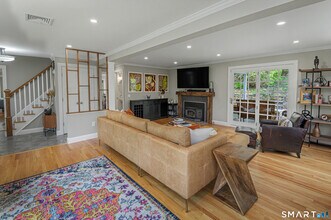 16 Twixt Hills Rd in Ridgefield, CT - Building Photo - Building Photo