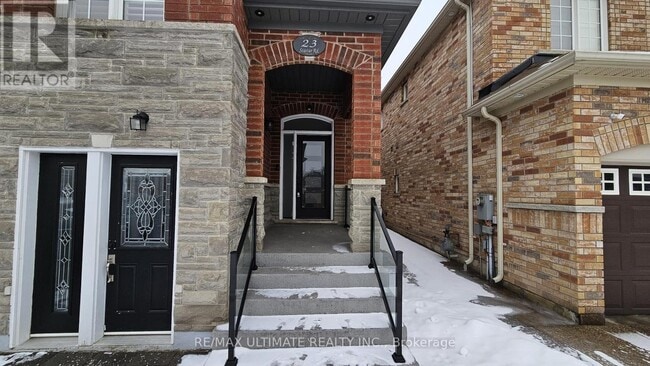 23 Seastar Rd in Brampton, ON - Building Photo - Building Photo