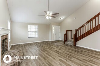 12636 Misty Mountain Dr E in Jacksonville, FL - Building Photo - Building Photo