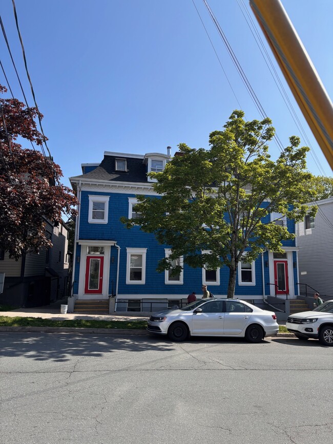 property at 5393 Victoria Rd