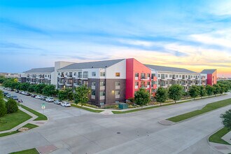 Axis 3700 Apartments in Plano, TX - Building Photo - Building Photo