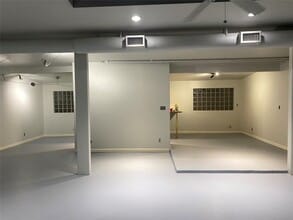 7723 Fondren Rd in Houston, TX - Building Photo - Building Photo