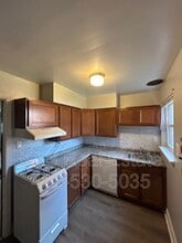 1441 Lincoln Way in White Oak, PA - Building Photo - Building Photo