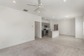 1252 Preston Ests Cir in Vero Beach, FL - Building Photo - Building Photo