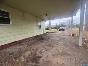 1808 Oakwood Ave NE in Huntsville, AL - Building Photo - Building Photo