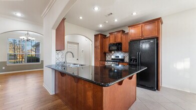 3257 W Drakestone St in Fayetteville, AR - Building Photo - Building Photo