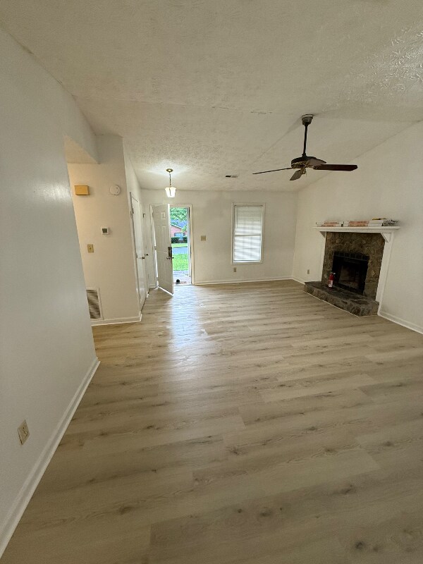 property at 5677 Williamsburg Trce