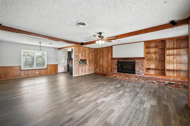 302 Young Dr in Allen, TX - Building Photo - Building Photo