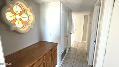 4054 E Knox Rd in Phoenix, AZ - Building Photo - Building Photo