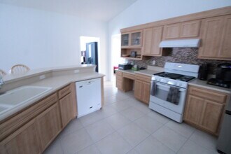 2957 SW Collings Dr in Port St. Lucie, FL - Building Photo - Building Photo