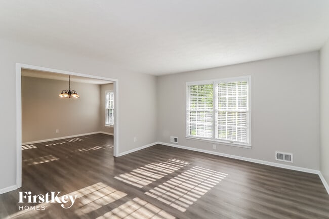 2515 Cottonwood Dr in Marietta, GA - Building Photo - Building Photo