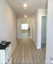 8366 Burch Ct in Bellview, FL - Building Photo - Building Photo