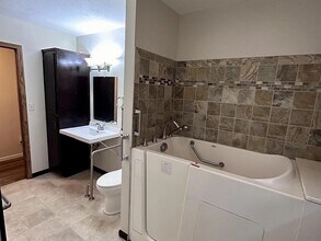 235 N Michigan St in Lawrence, KS - Building Photo - Building Photo