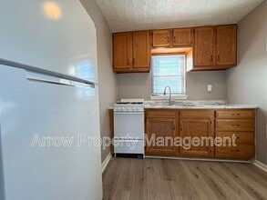 1645 E St in Lincoln, NE - Building Photo - Building Photo