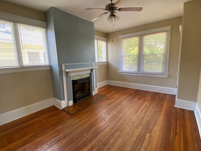 property at 2512 College St