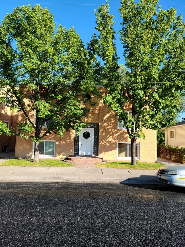 945 E Lander St, Unit 3