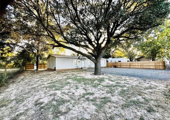 33323 Falcon Spring St in Hockley, TX - Foto de edificio - Building Photo