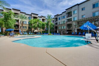 5450 E Deer Valley Dr, Unit ID1386097P in Phoenix, AZ - Foto de edificio - Building Photo