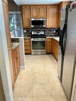 10000 Reseda Blvd in Los Angeles, CA - Building Photo