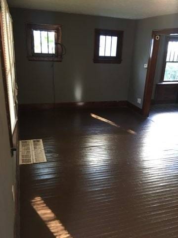 112 Leora St in Akron, OH - Building Photo