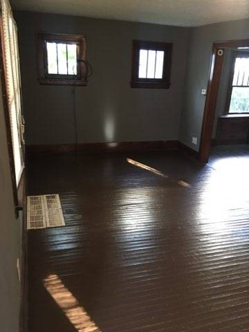 property at 112 Leora St