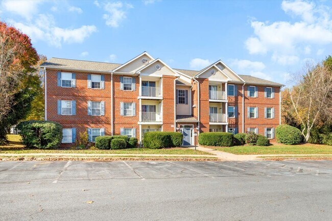 3860 Shadywood Dr in Jefferson, MD - Building Photo - Building Photo