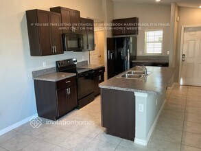 7206 Jenkins Vista Ct in Sun City Center, FL - Building Photo - Building Photo