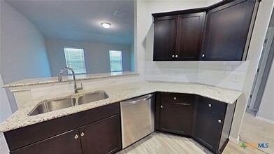 224 Stevens Summit in New Braunfels, TX - Building Photo - Building Photo