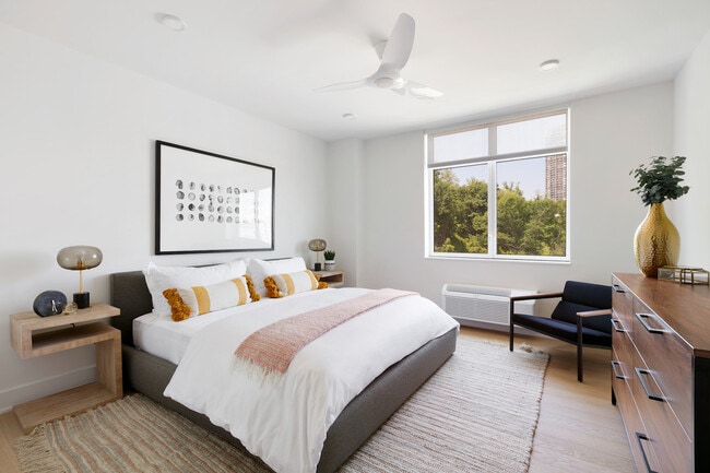 7605 River Rd in North Bergen, NJ - Foto de edificio - Building Photo