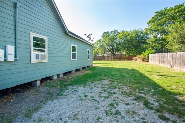 246 W Marshall Dr in Van Alstyne, TX - Building Photo - Building Photo