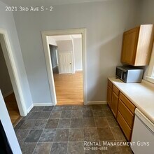 2021 3rd Ave S in Minneapolis, MN - Building Photo - Building Photo
