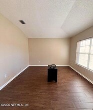 6340 Lake Plantation Dr in Jacksonville, FL - Building Photo - Building Photo