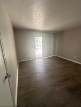 5311 TN-58 in Chattanooga, TN - Building Photo - Building Photo
