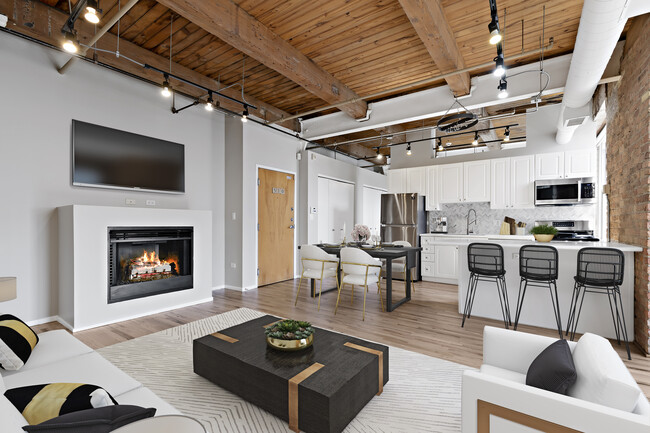 420 S Clinton St, Unit 510 in Chicago, IL - Foto de edificio - Building Photo