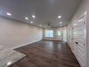 143 Carver St in Brevard, NC - Building Photo - Building Photo
