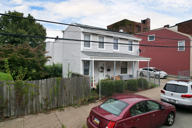 169 41st St in Pittsburgh, PA - Foto de edificio - Building Photo