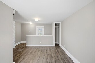 180 Hayden Ave in Columbus, OH - Building Photo - Building Photo