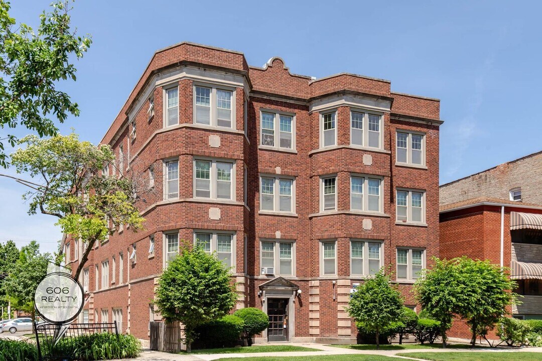 118 S Austin Blvd in Oak Park, IL - Building Photo