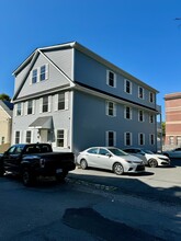 29 Mount Vernon St, Unit 1 in Boston, MA - Building Photo - Building Photo