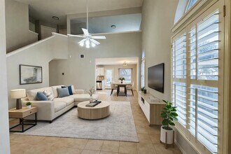 10524 S Canoa Hills Trail in Austin, TX - Building Photo - Building Photo