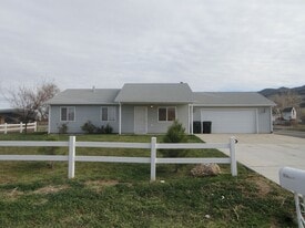 4592 Marshal Trail in Enoch, UT - Building Photo