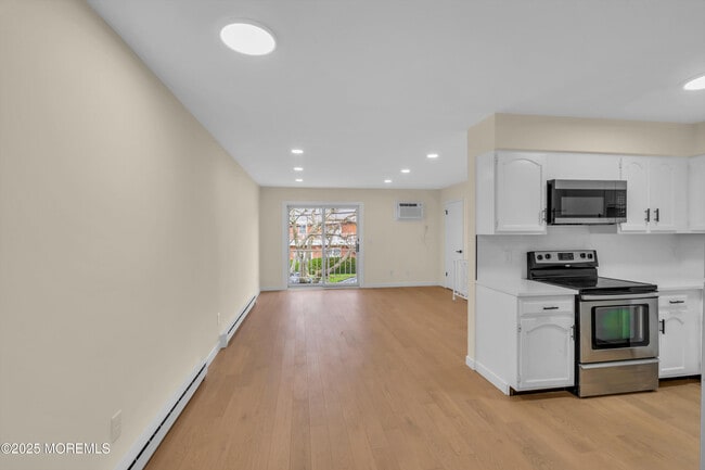 114 3rd Ave in Belmar, NJ - Building Photo - Building Photo