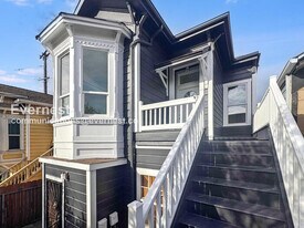 905 Pine St in Oakland, CA - Building Photo