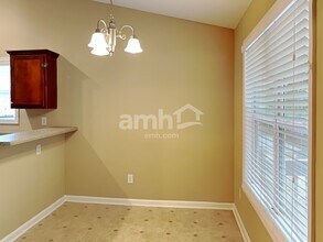 1996 Peach Shoals Cir in Dacula, GA - Foto de edificio - Building Photo