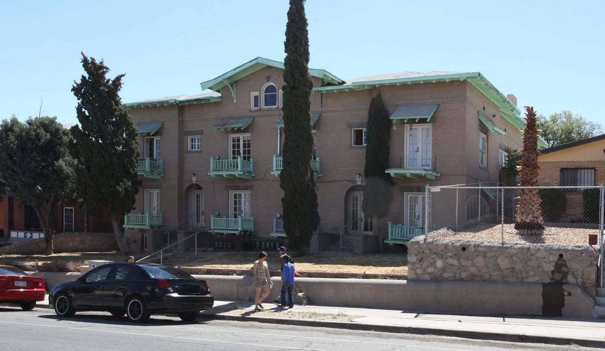 216-218 W Rio Grande Ave in El Paso, TX - Building Photo